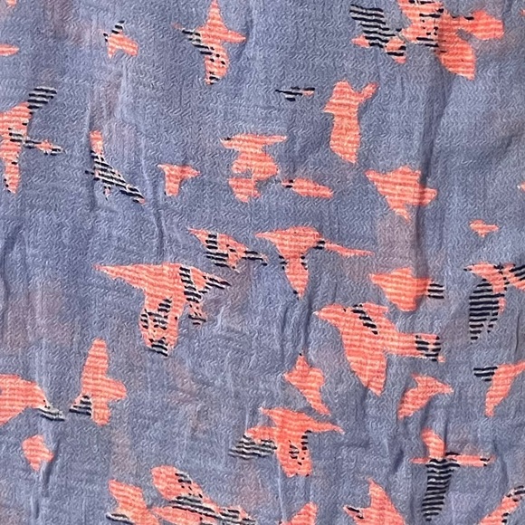 Gap pashmina in a novelty birds print. - Picture 3 of 5